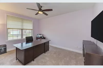 8288 Mulberry Drive, Woodridge, IL 60517 - Photo 19