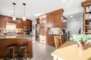 1179 Thorndale Ln, Lake Zurich, IL 60047 - Photo 9