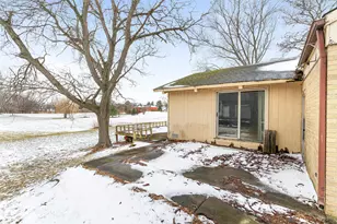 [Address not provided], Wauconda, IL 60084 - Photo 29