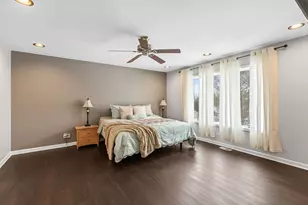 1202 Carey Dr, McHenry, IL 60050 - Photo 9