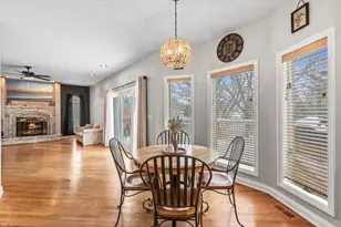 1202 Carey Dr, McHenry, IL 60050 - Photo 25