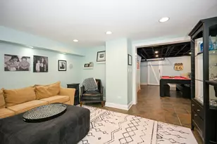 425 S Naperville Rd, Wheaton, IL 60187 - Photo 27