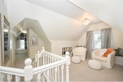 425 S Naperville Road, Wheaton, IL 60187 - Photo 21