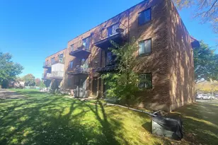 224 E Rimini Ct, Palatine, IL 60067 - Photo 5