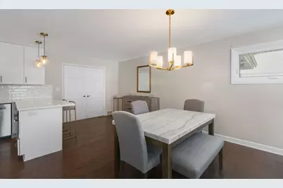 1036 Warrington Road, Deerfield, IL 60015 - Photo 9