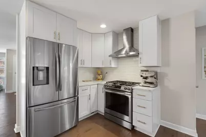 1036 Warrington Road, Deerfield, IL 60015 - Photo 13