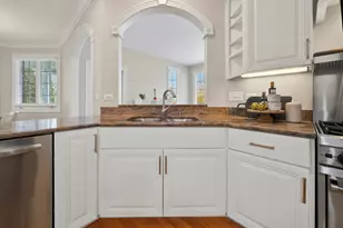 70 Forest Ave, Naperville, IL 60540 - Photo 23