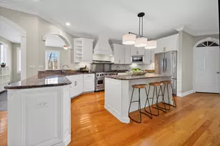 70 Forest Ave, Naperville, IL 60540 - Photo 21