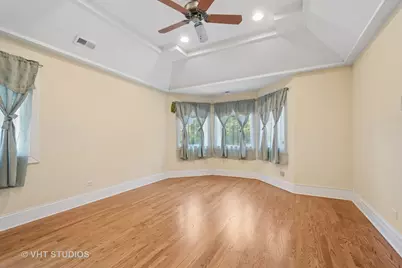 [Address not provided], Lincolnwood, IL 60712 - Photo 19