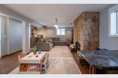 1864 Illinois Street, Des Plaines, IL 60018 - Photo 15