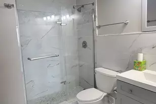 [Address not provided], Oak Brook, IL 60523 - Photo 21