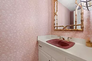 2016 Midwest Club Pkwy, Oak Brook, IL 60523 - Photo 23