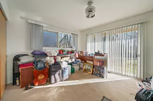 1161 Oak Spring Ln, Libertyville, IL 60048 - Photo 17