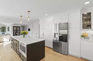 961 Tim Tam Cir, Naperville, IL 60540 - Photo 7