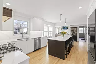 961 Tim Tam Cir, Naperville, IL 60540 - Photo 5