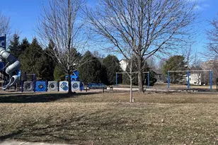 [Address not provided], Gurnee, IL 60031 - Photo 11