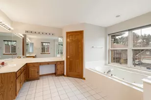 [Address not provided], Gurnee, IL 60031 - Photo 15