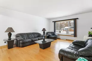 11129 Martindale Dr, Westchester, IL 60154 - Photo 3