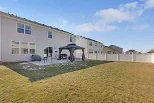 230 Whitney Dr, Elburn, IL 60119 - Photo 25