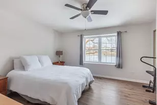 1358 Longacre Ln, Wheeling, IL 60090 - Photo 9