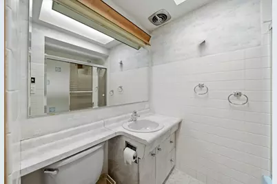 [Address not provided], Chicago, IL 60641 - Photo 15