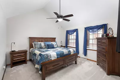 2062 Creekside Drive, Wheaton, IL 60189 - Photo 31