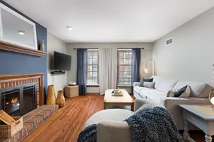 2062 Creekside Dr, Wheaton, IL 60189 - Photo 7