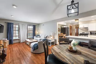 2062 Creekside Dr, Wheaton, IL 60189 - Photo 13