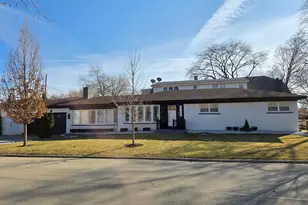 [Address not provided], Skokie, IL 60076 - Photo 3