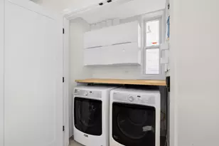 2037 W McLean Ave, Chicago, IL 60647 - Photo 19