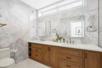 2037 W McLean Avenue, Chicago, IL 60647 - Photo 13