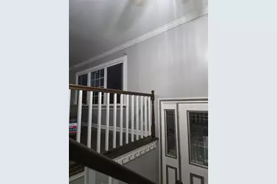 2208 Hiawatha Parkway, Woodridge, IL 60517 - Photo 3