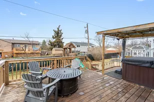 2208 Hiawatha Pkwy, Woodridge, IL 60517 - Photo 25