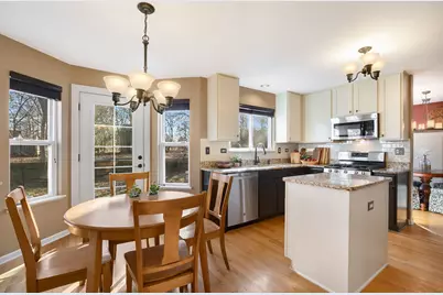 1310 Mayfair Lane, Grayslake, IL 60030 - Photo 7