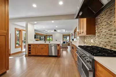 1136 Lake Shore Boulevard, Evanston, IL 60202 - Photo 9