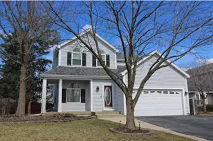 648 Thunderbird Trail, Carol Stream, IL 60188 - Photo 1