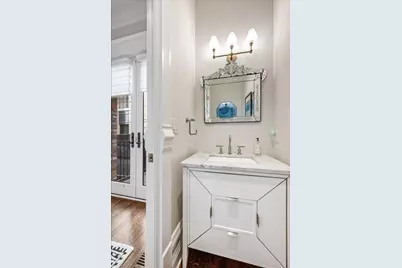 1304 N Ritchie Court, Chicago, IL 60610 - Photo 13