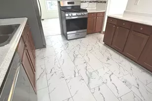 [Address not provided], Hanover Park, IL 60133 - Photo 11