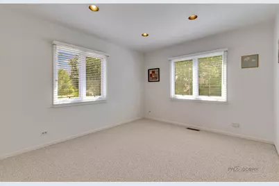 2911 Bayberry Drive, Buffalo Grove, IL 60089 - Photo 29