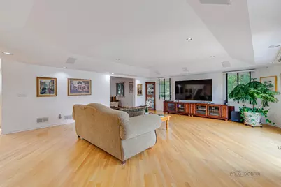 2911 Bayberry Drive, Buffalo Grove, IL 60089 - Photo 9