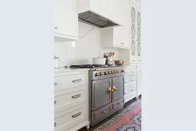 [Address not provided], Hinsdale, IL 60521 - Photo 13