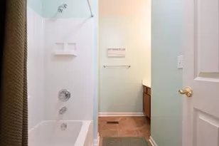 113 Meredith Ln, Streamwood, IL 60107 - Photo 15