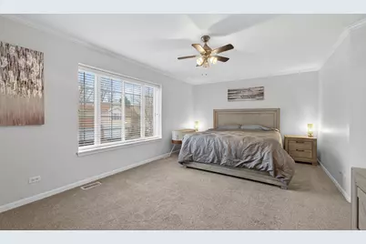 938 Mesa Drive, Elgin, IL 60123 - Photo 15