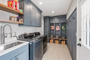 657 W Revere Ln, Palatine, IL 60067 - Photo 13