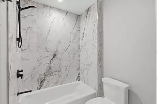 5924 Carol Ave, Morton Grove, IL 60053 - Photo 37