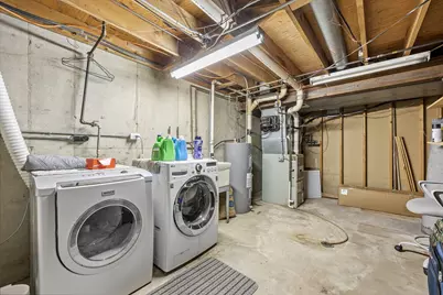 42W470 Red Bud Court, Saint Charles, IL 60175 - Photo 29