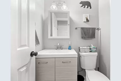 42W470 Red Bud Court, Saint Charles, IL 60175 - Photo 17