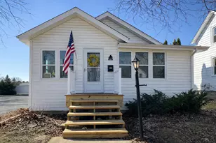 323 North Ave, Libertyville, IL 60048 - Photo 1