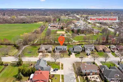 225 Fairway Drive, Prospect Heights, IL 60070 - Photo 3