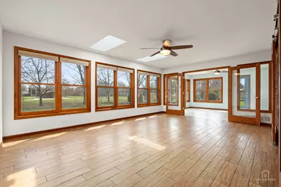 225 Fairway Drive, Prospect Heights, IL 60070 - Photo 23